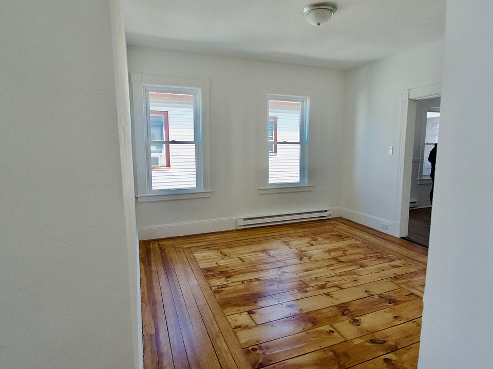 2nd image of 274 W 6th St #274
