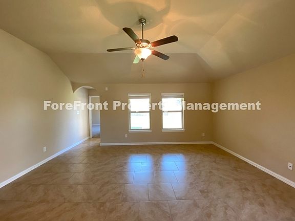 3rd image of 1911 Kalli Jo Ln