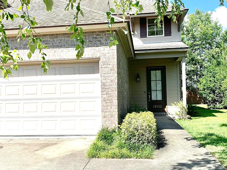 18132 Pinehurst Dr — Photo 1