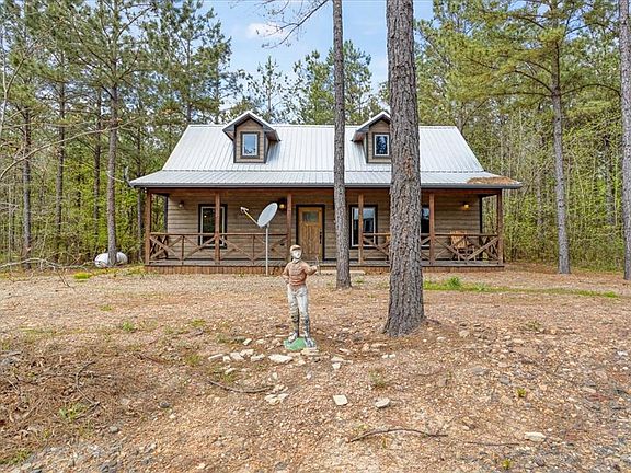 2nd image of 177 Cedar Hills Trl