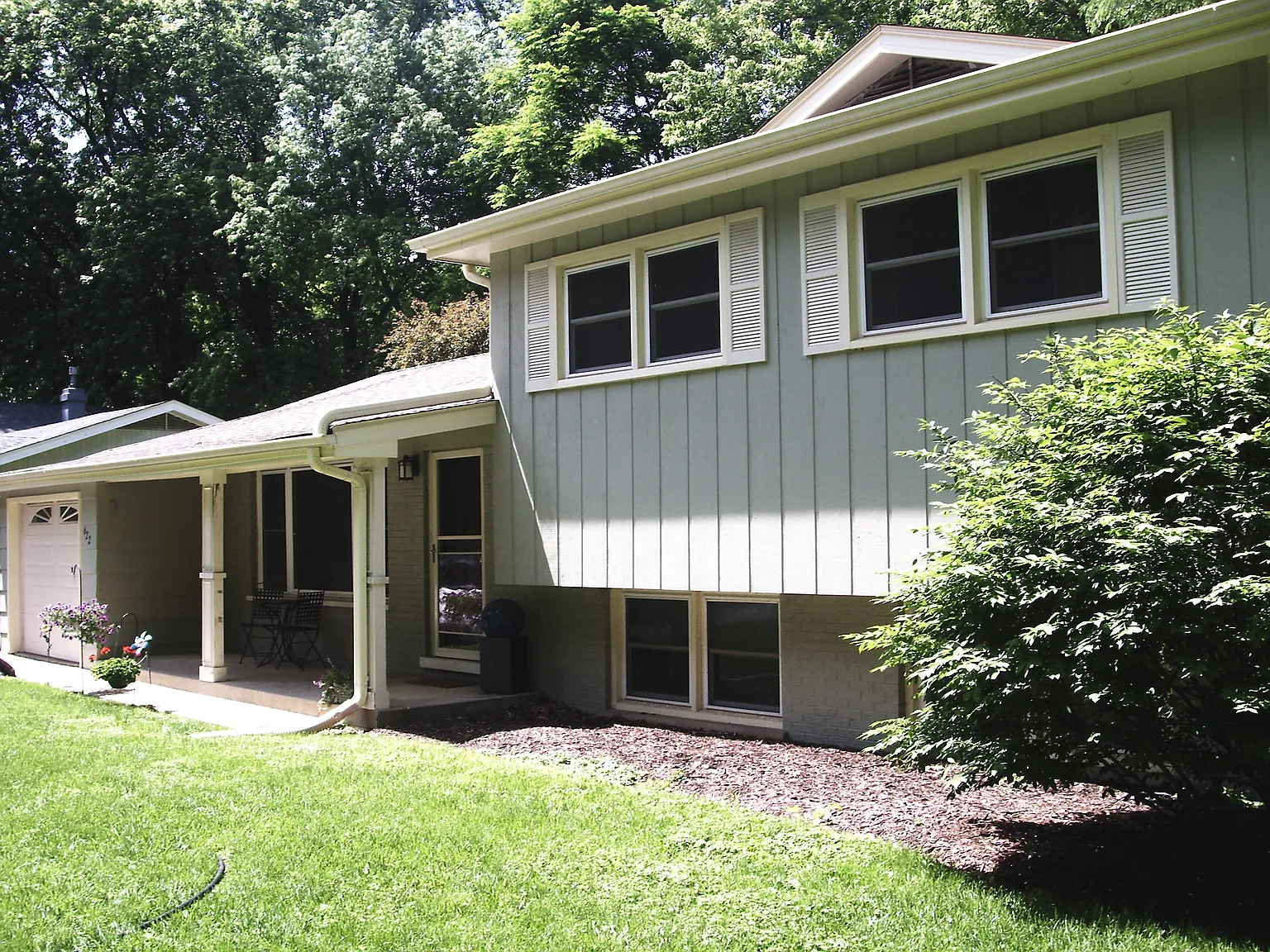22W622 Arbor Ln photo 1