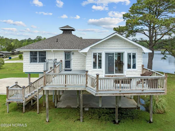 125 Widgeon Drive, Bath, NC 27808