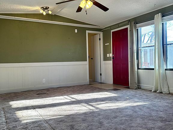 5th image of 954 McCue St #33