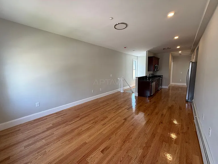 60 Bonair St #1 — Photo 5