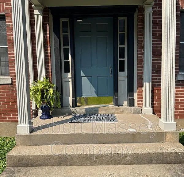 2079 Douglass Blvd #1 — Photo 1