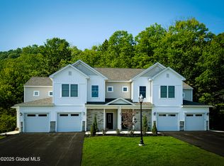 16 Reed's Hollow, Saratoga Springs, NY 12866