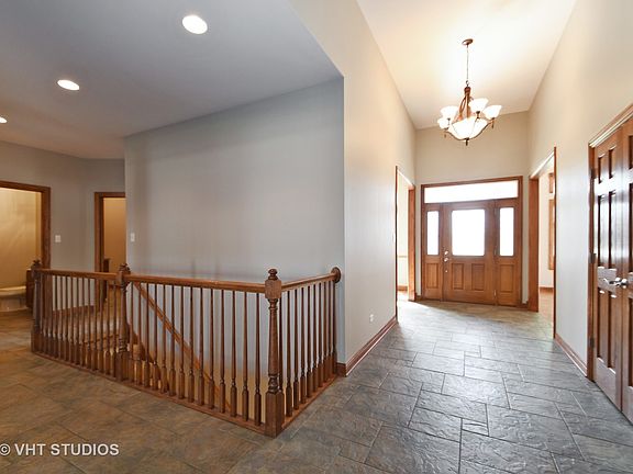 2nd image of 9252 Maura Ct
