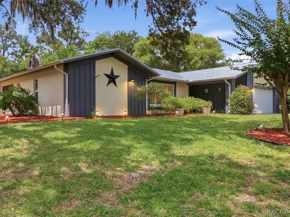7 Sycamore Cir, Homosassa, FL 34446
