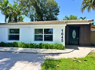1645 NE 175th St N, Miami, FL 33162