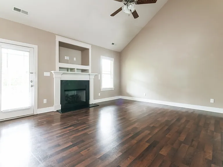 3016 Watsonia Dr — Photo 4