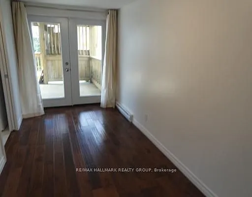 228 Durocher St — Photo 9