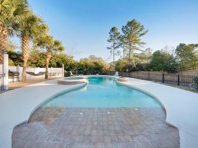302 E Coleman Dr, Hahira, GA, 31632
