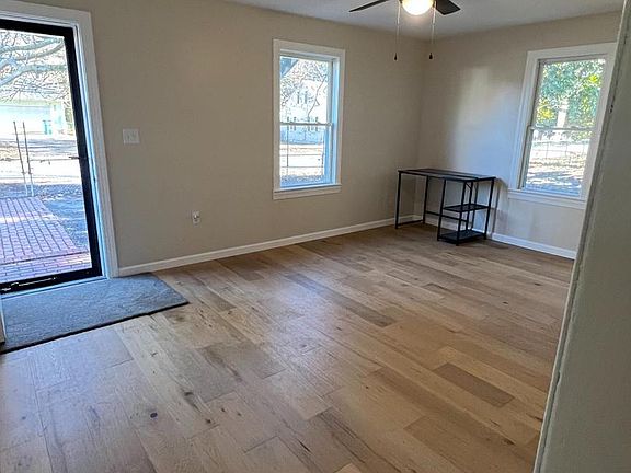 5th image of 1506 Rose Dr