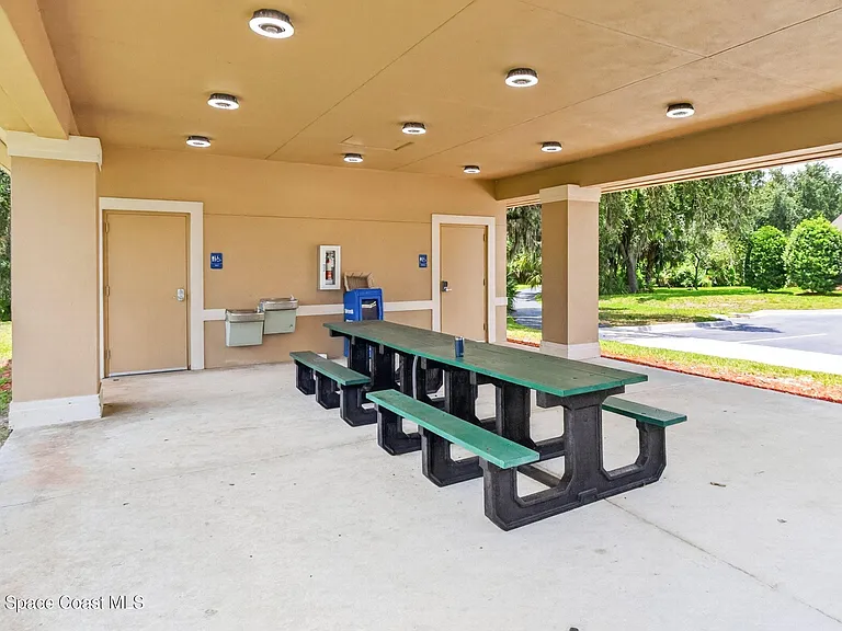 8019 Marquette Dr — Photo 48