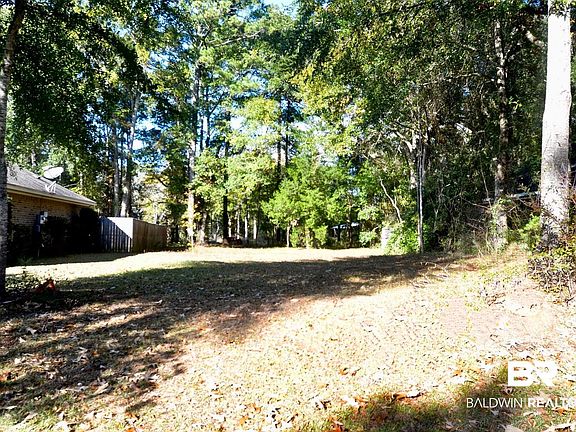 3rd image of 0 Parker Ln