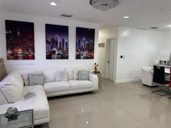 16030 Miami Dr