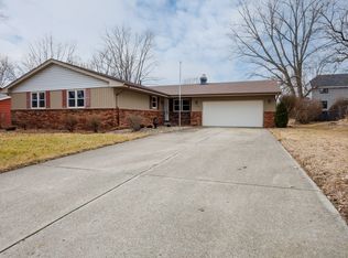 103 Cheltenham Dr, Normal, IL 61761