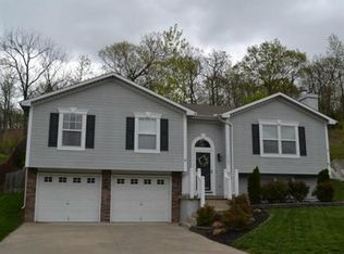 5109 S Powell Ave, Blue Springs, MO 64015