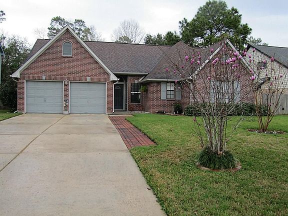 2707 Knollbrook Lane in Lexington Woods, Spring Texas 77373 is a convenient commuting location