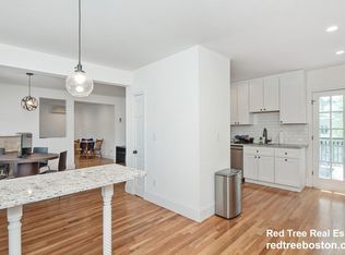 21 Kinross Rd, Brighton, MA 02135