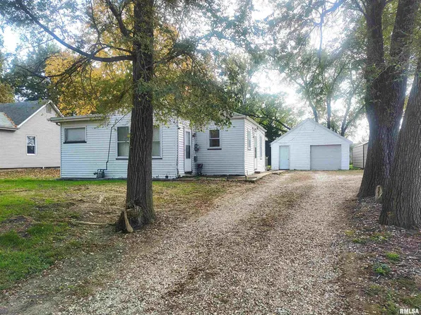 780 W Hickory St, Canton, IL 61520