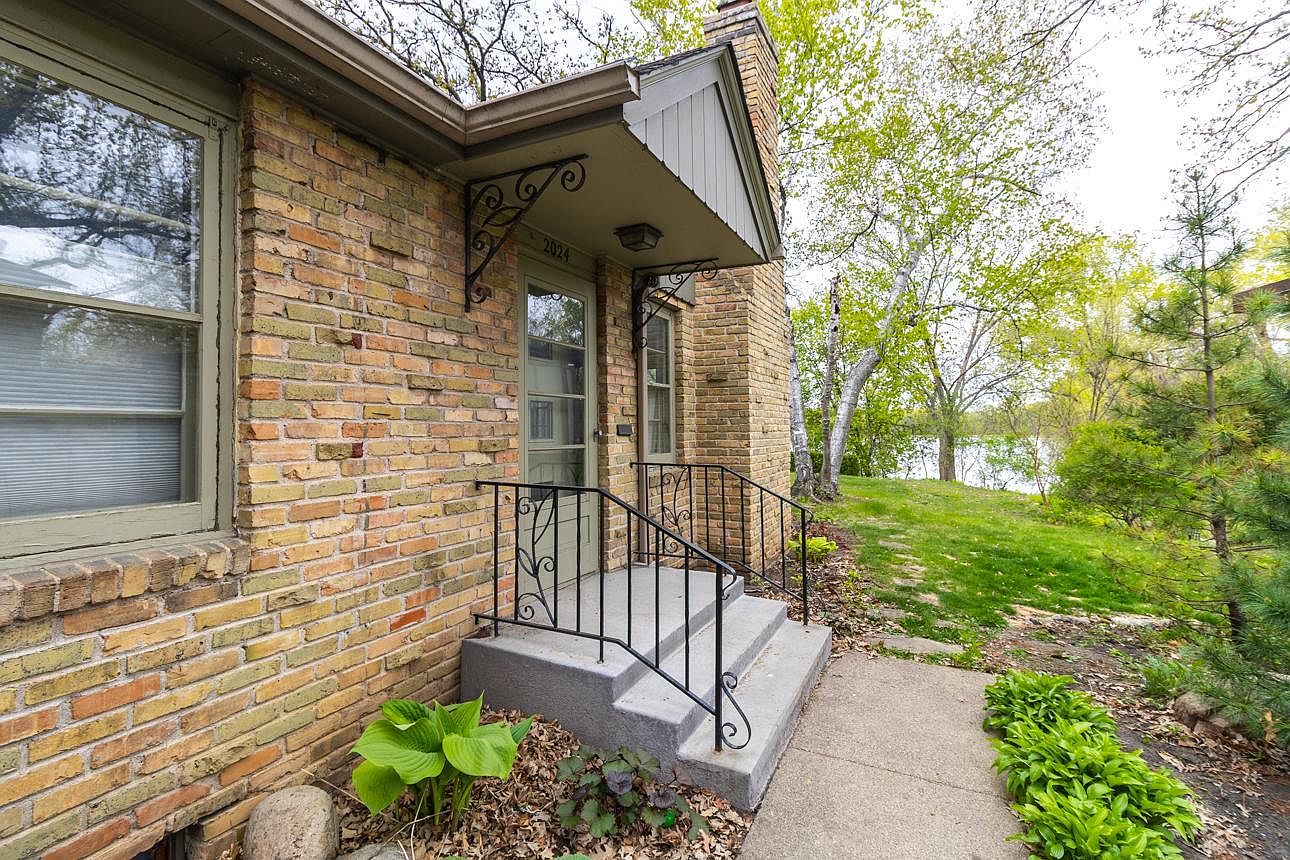 2024 Cedar Lake Pkwy, Minneapolis, MN 55416 | Zillow