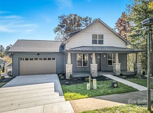 218 Cadence Cir, Brevard, NC 28712