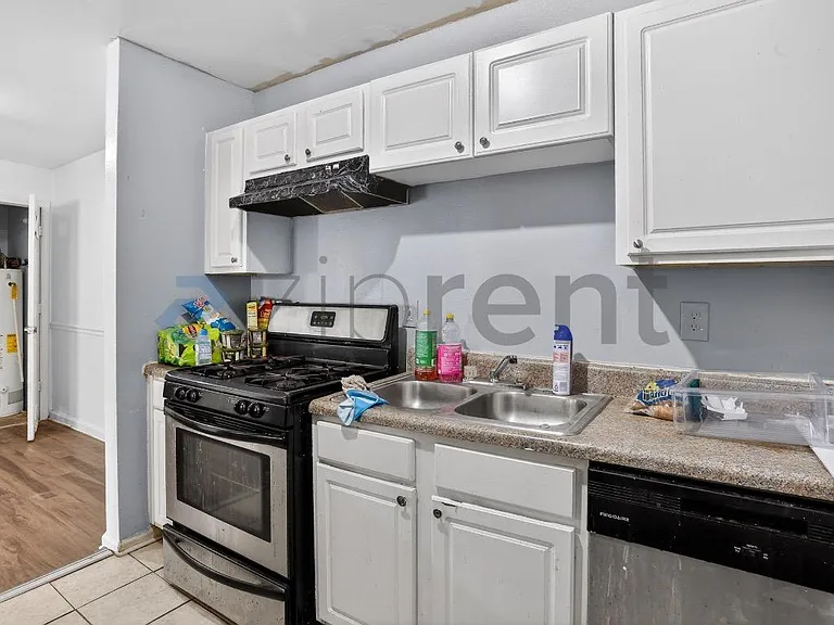 1212 Utoy Springs Rd SW #29 — Photo 13