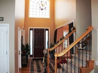 990 McDonald Dr, Northville, MI 48167