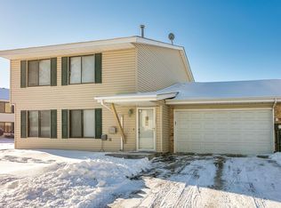 3826 Willow Way, Eagan, MN 55122