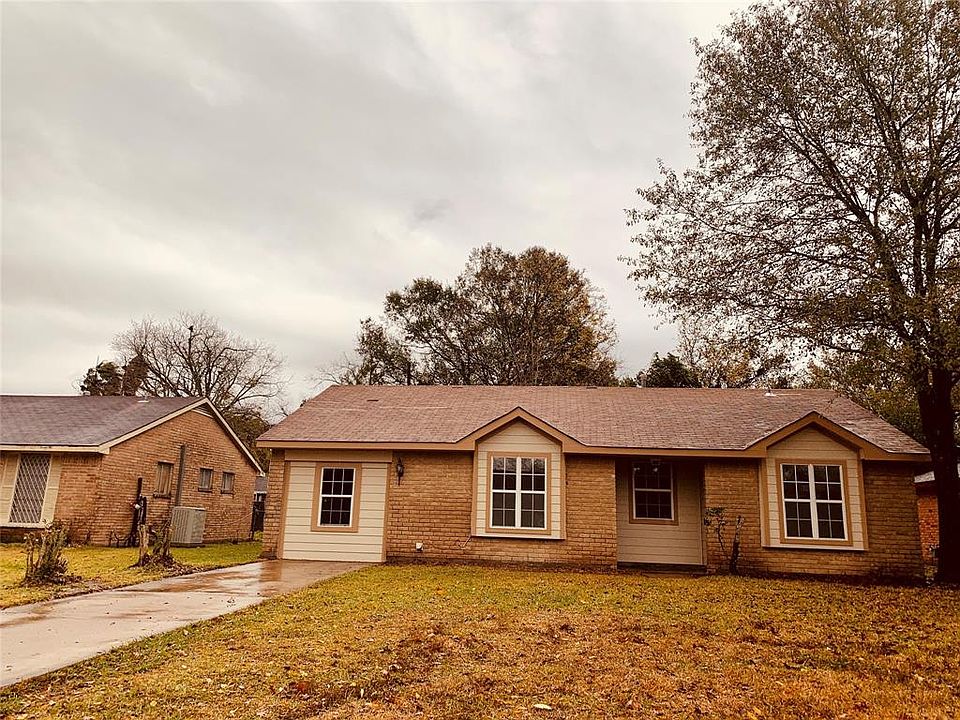 1st image of 12430 Big Oaks Dr