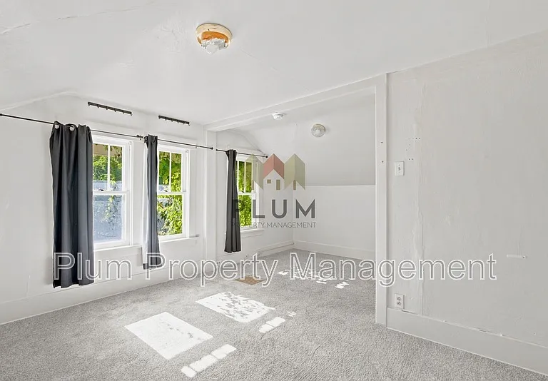 541 E Beckwith Ave — Photo 25