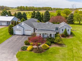 6071 Ridge Chapel Rd, Williamson, NY 14589
