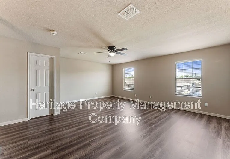 5819 Providence Oak — Photo 18