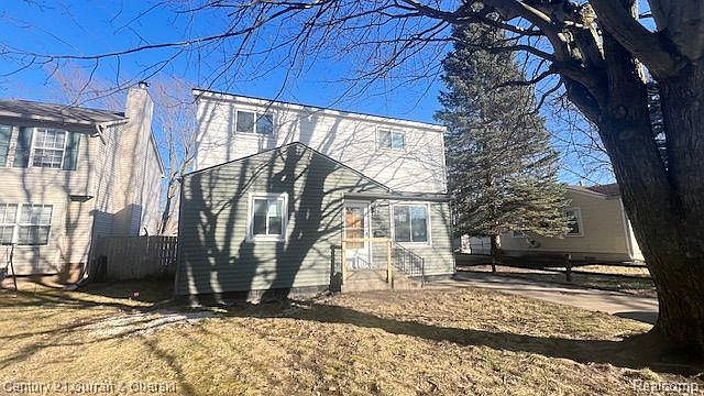 1st image of 5899 John Daly St