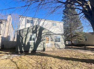 5899 John Daly St, Taylor, MI 48180