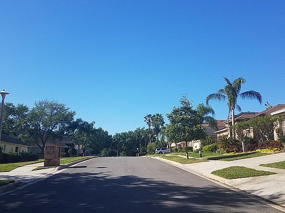 4th image of 758 Powderhorn Cir