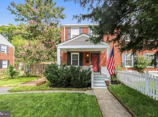 5941 Edgehill Dr, Alexandria, VA 22303