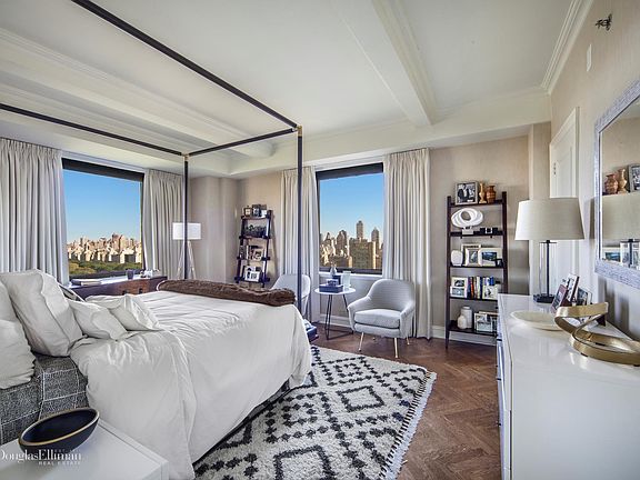 2nd image of 160 Central Park S #3118
