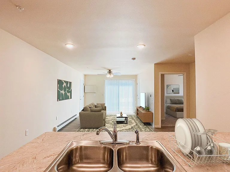 713 Caroline St — Photo 95