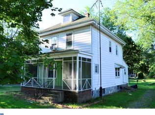 156 Hall St, Hammonton, NJ 08037