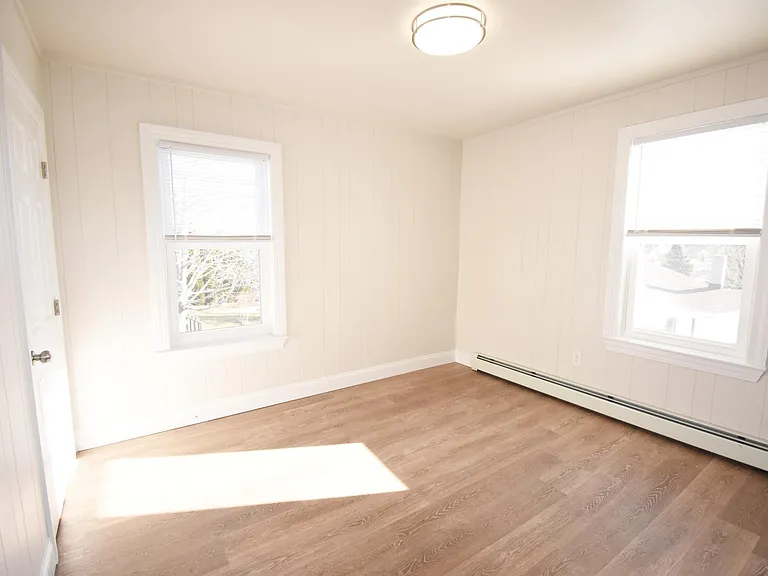 174 Main Rd #2 — Photo 12