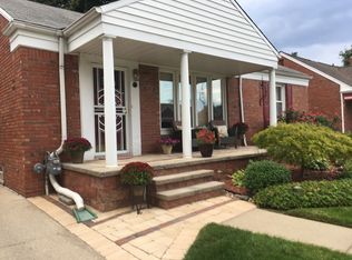 20209 Freeland St, Detroit, MI 48235