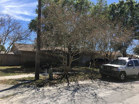 2nd image of 10925 Tailfeather Ct
