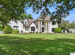 22224 Homestead Rd, Elkhorn, NE 68022