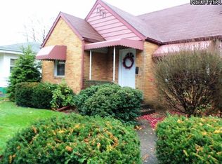 1040 3rd St NW, New Philadelphia, OH