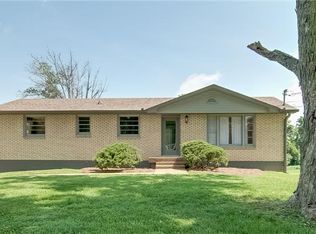 102 La Sabre Dr, Hendersonville, TN 37075