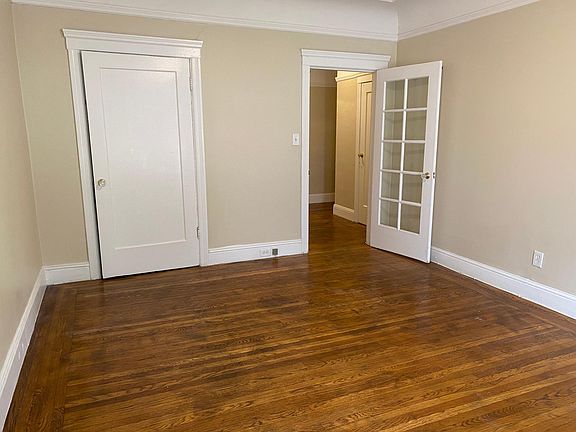 2nd image of 2136 California St #14