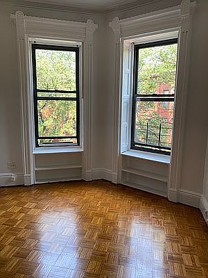2nd image of 510 11th St #3