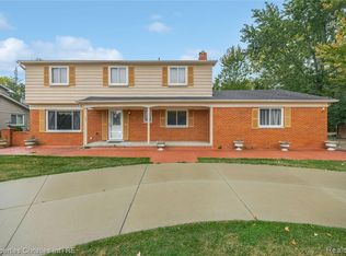 7178 Heather Heath Ln, West Bloomfield, MI 48322
